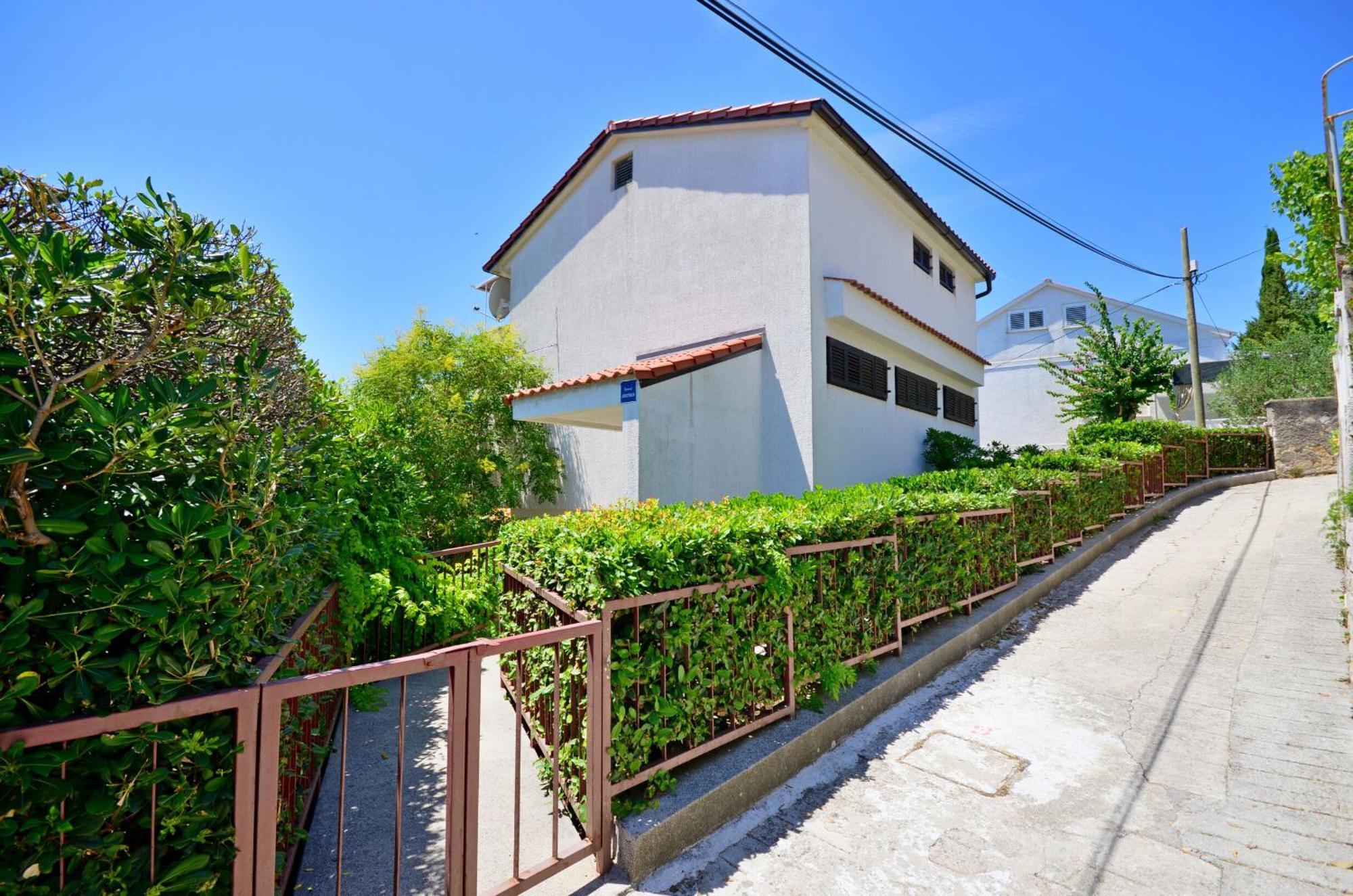 Banjol Apartment Dubravka מראה חיצוני תמונה
